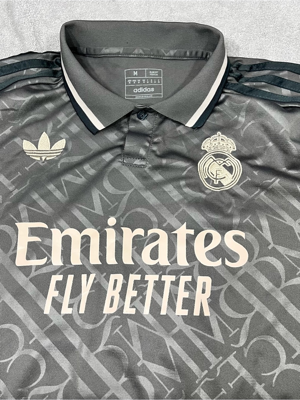 adidas Real Madrid 24/25 Third Men's Jersey Authentic Gray Size Medium